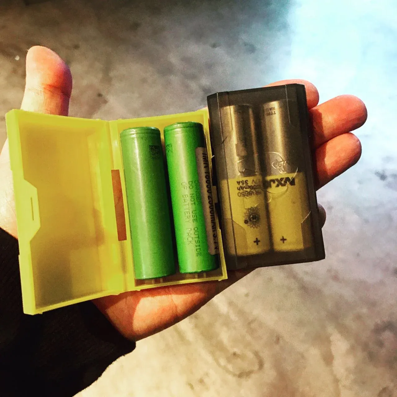 CHUBBY GORILLA - TRANSPARENT 18650 SIGNATURE BATTERY CASE - Image 2